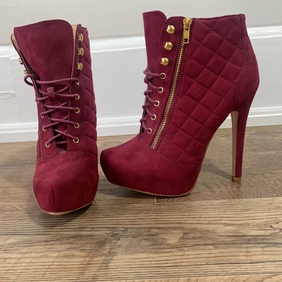 Heeled boots - Picture 2 of 3